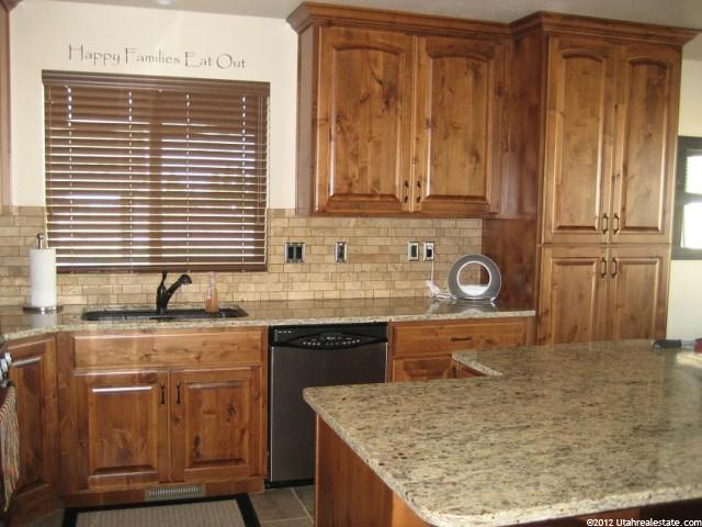 2602 W 900 N, Layton, UT 84041 — photo 7