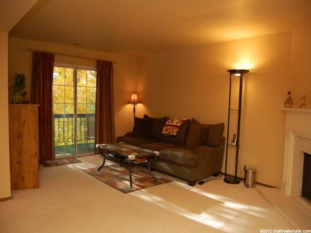 636 E 3990 S #C, Murray, UT 84107 — photo 2