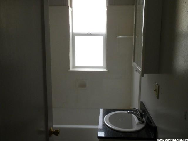 42 W 500 N, Logan, UT 84321 — photo 9