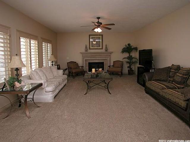 4595 Spring Meadow Dr, Bountiful, UT 84010 — photo 6