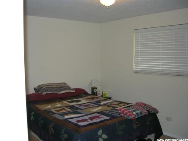 312 W 2250 N, Sunset, UT 84015 — photo 11