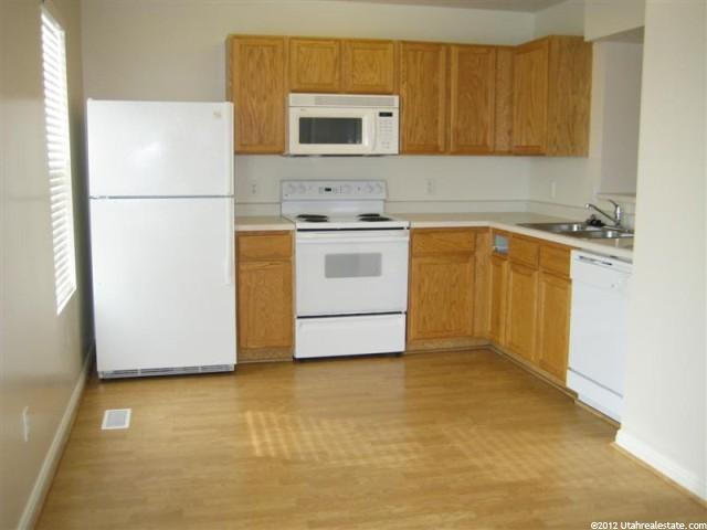 408 E 500 S, Clearfield, UT 84015 — photo 4