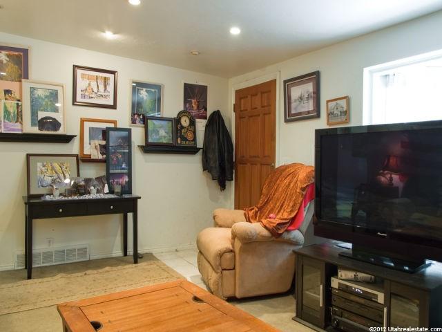1544 E Wagonwheel Cir, Sandy, UT 84093 — photo 4