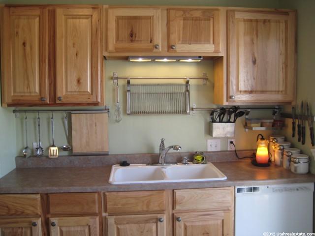 143 S Ross Dr E, Clearfield, UT 84015 — photo 5