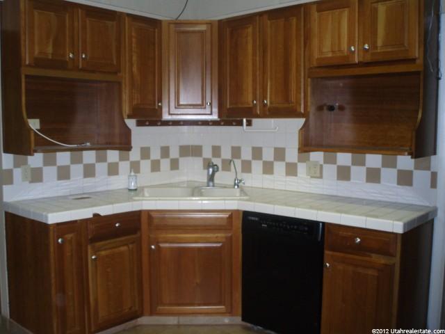 754 E 2150 S, Bountiful, UT 84010 — photo 3