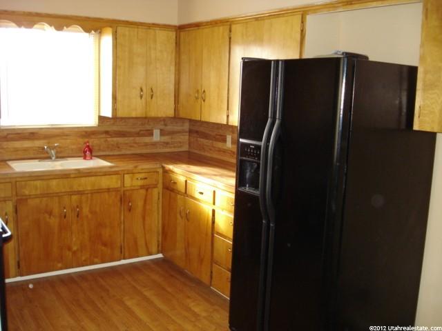649 W 250 N, Vernal, UT 84078 — photo 2