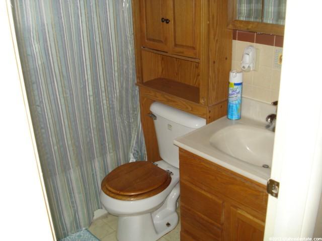 649 W 250 N, Vernal, UT 84078 — photo 6