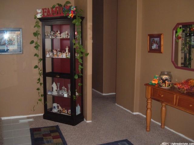 438 Gramercy Ave, Ogden, UT 84404 — photo 2