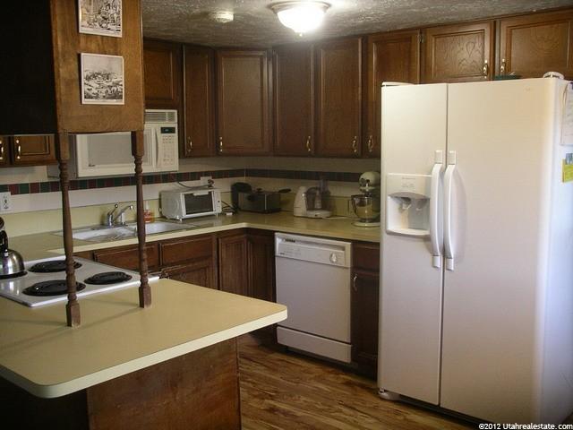 1462 N 640 W, West Bountiful, UT 84087 — photo 3