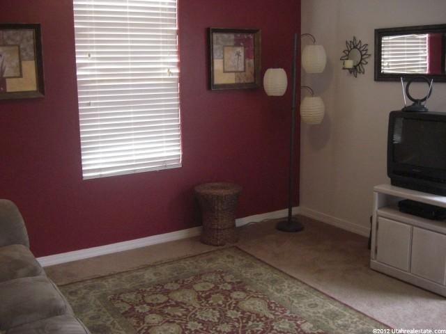 1957 S 875 E, Clearfield, UT 84015 — photo 5