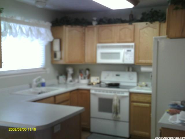 968 E 3400 N, Layton, UT 84040 — photo 2