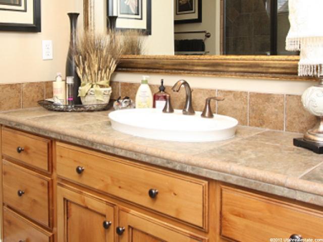 1012 W 3000 N, Pleasant View, UT 84414 — photo 6