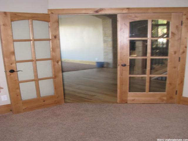 5441 S 2900 E, Holladay, UT 84117 — photo 4
