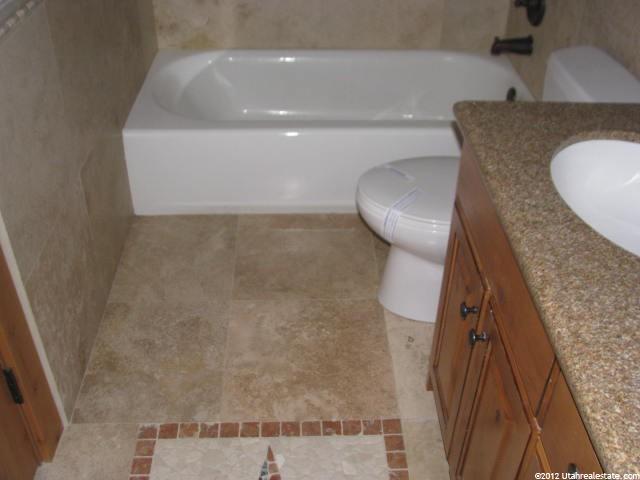 5441 S 2900 E, Holladay, UT 84117 — photo 10