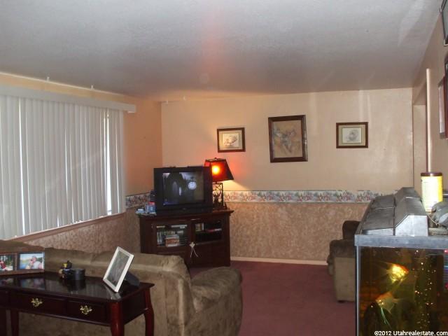 733 S 2100 W, Vernal, UT 84078 — photo 2