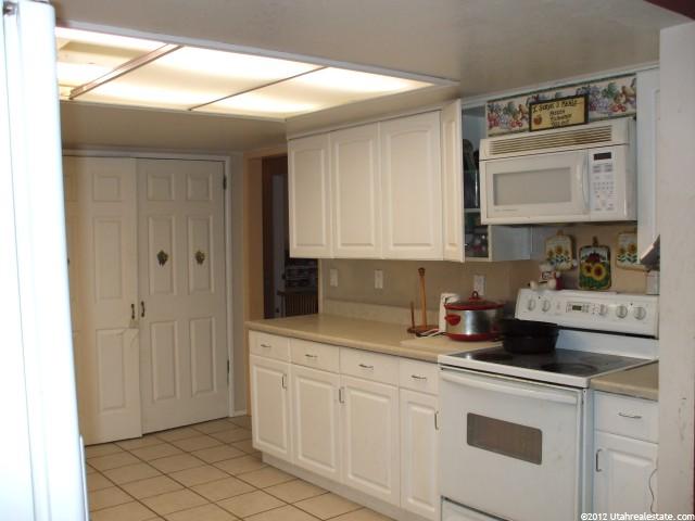 733 S 2100 W, Vernal, UT 84078 — photo 4