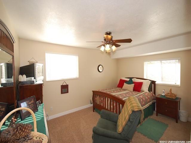 577 W 2400 N, Layton, UT 84041 — photo 5