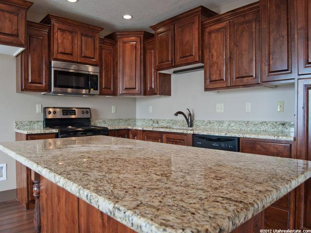 2029 S Tyler View Way E, Ogden, UT 84401 — photo 3