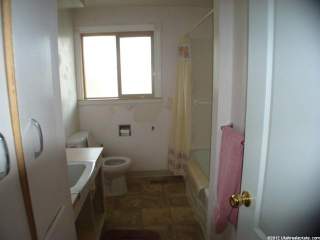 612 S Main St, Garland, UT 84312 — photo 5