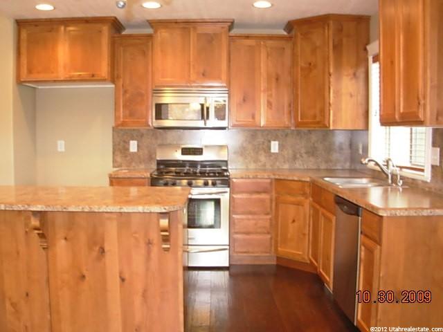 181 Chateau Dr, Perry, UT 84302 — photo 2