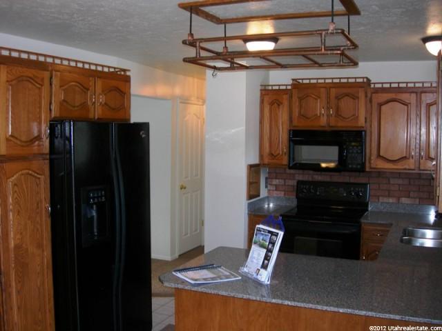 823 E Dusty Rock Pl, Sandy, UT 84094 — photo 5