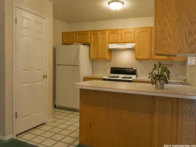 2122 W 1630 N, Clinton, UT 84015 — photo 4