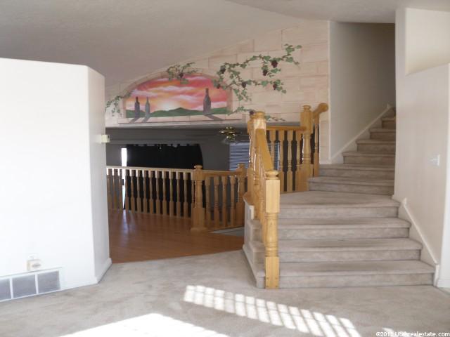 392 W 1900 S, Clearfield, UT 84015 — photo 2