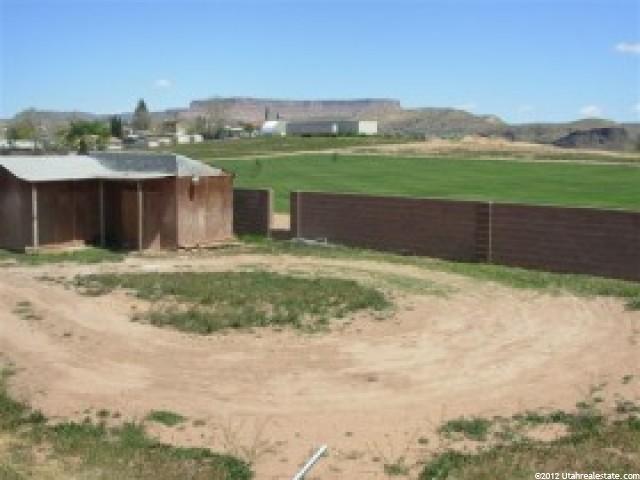 726 N 120 E, Hurricane, UT 84737 — photo 8