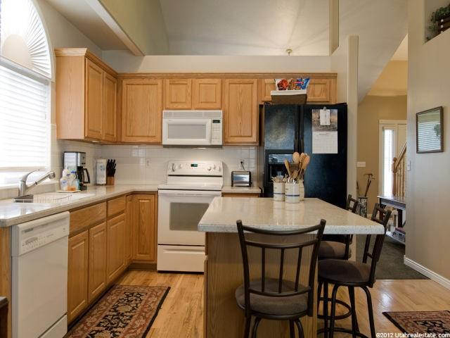 556 W 3750 S, Syracuse, UT 84075 — photo 5