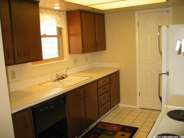 156 E 600 N, Kaysville, UT 84037 — photo 11