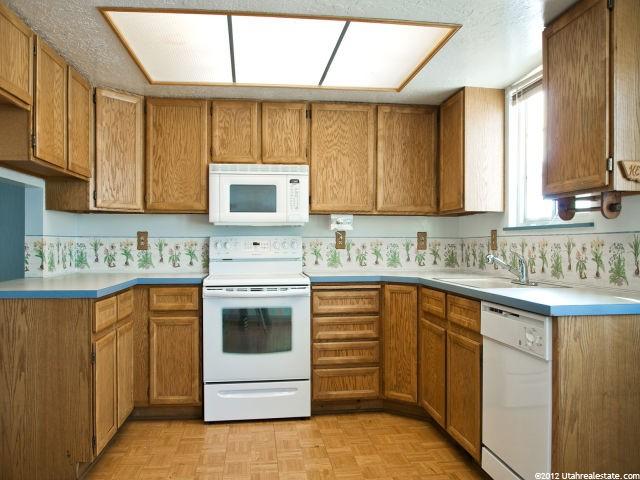 5333 S 2800 W, Roy, UT 84067 — photo 4
