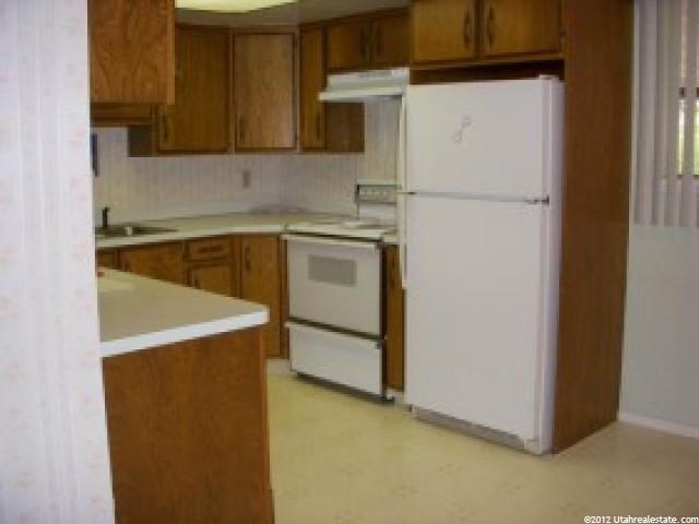 748 Simoron Dr, Ogden, UT 84404 — photo 2