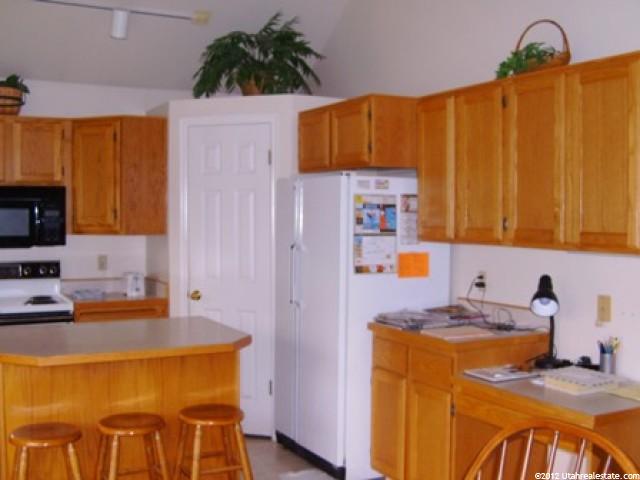 11949 Hidden Valley Rd, Sandy, UT 84092 — photo 4