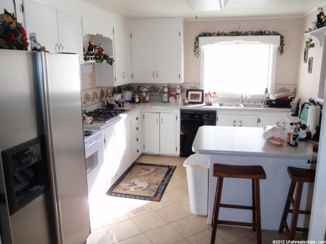 2120 Robins Ave, Ogden, UT 84401 — photo 3