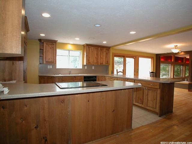 8070 S 1700 E, Sandy, UT 84093 — photo 5
