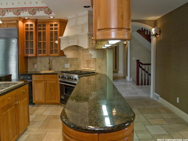 3353 Cove Cir, Layton, UT 84040 — photo 12
