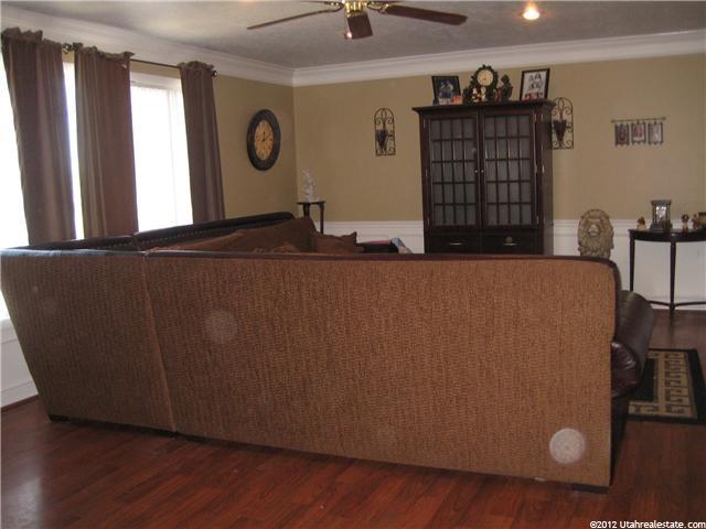 1812 S 900 E, Bountiful, UT 84010 — photo 5