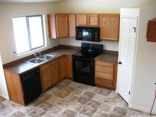 856 S 200 W, Ogden, UT 84404 — photo 4