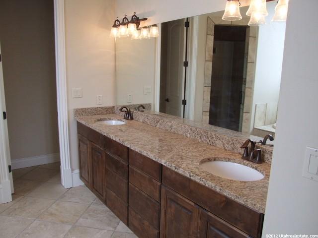 1776 Temple Ct, Bountiful, UT 84010 — photo 9