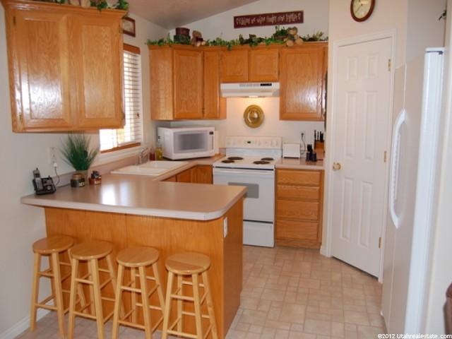 1500 N 550 W, West Bountiful, UT 84087 — photo 3