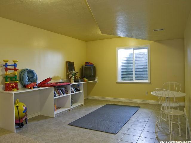 1011 S 750 E, Kaysville, UT 84037 — photo 10