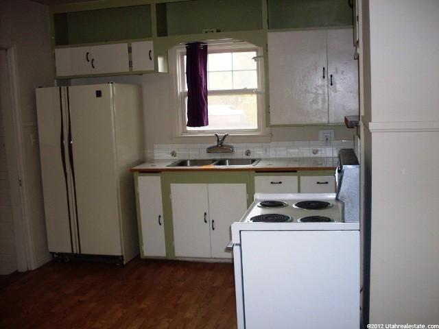 571 W 1800 N, Clinton, UT 84015 — photo 3