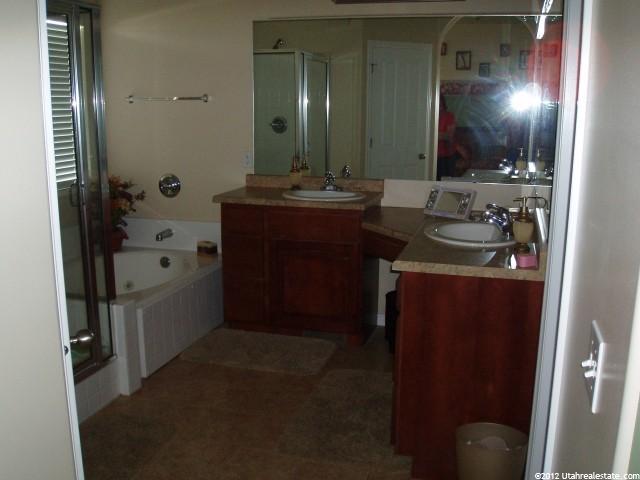 4092 S 3425 W, West Haven, UT 84401 — photo 8