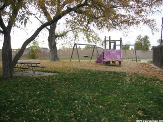 75 W 250 N #20, Clearfield, UT 84015 — photo 9