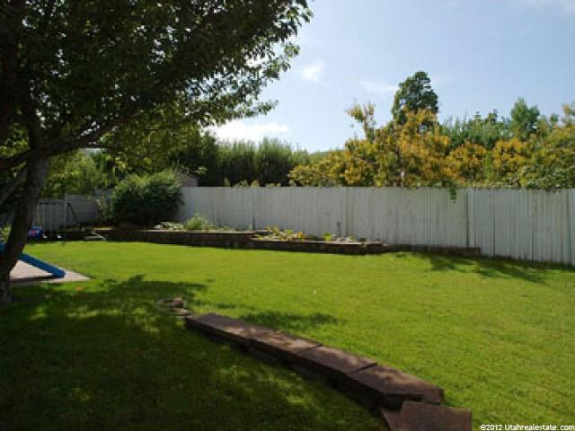 661 W Vine St, Murray, UT 84123 — photo 2