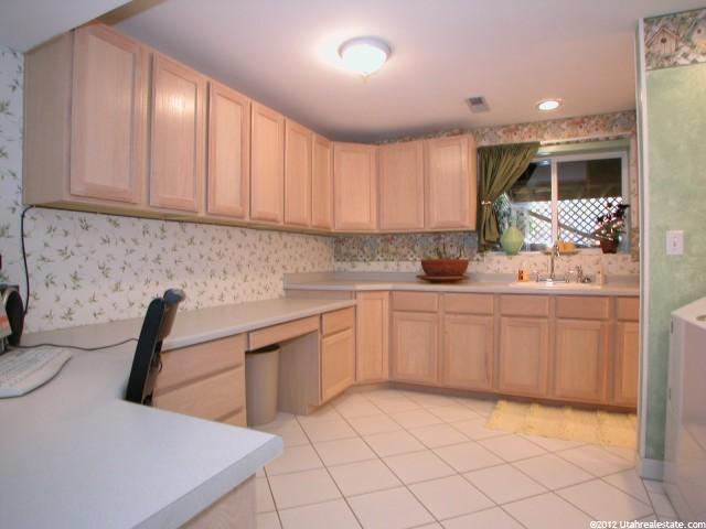 1466 E 8685 S, Sandy, UT 84093 — photo 10