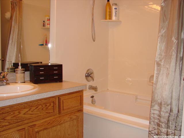 166 W 1875 N, North Ogden, UT 84414 — photo 8