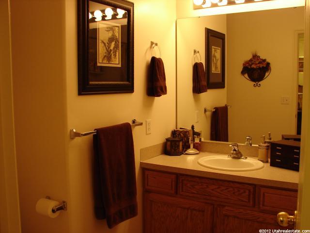 166 W 1875 N, North Ogden, UT 84414 — photo 9