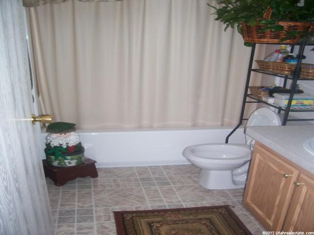 481 W 2500 S, Vernal, UT 84078 — photo 11