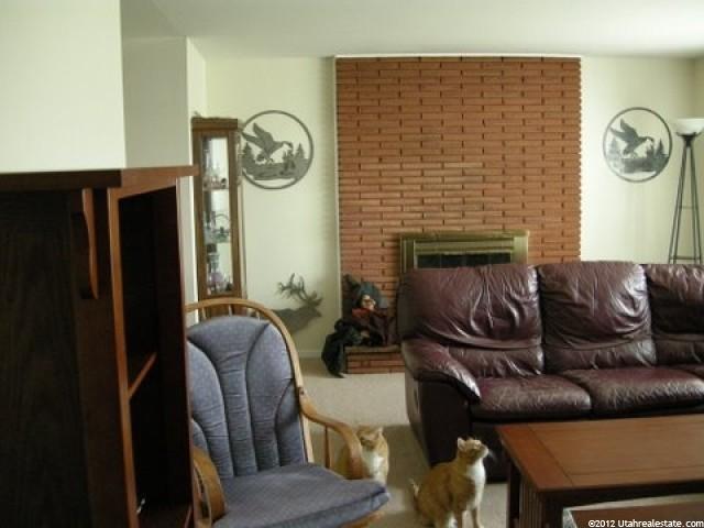 312 W 2250 N, Sunset, UT 84015 — photo 5